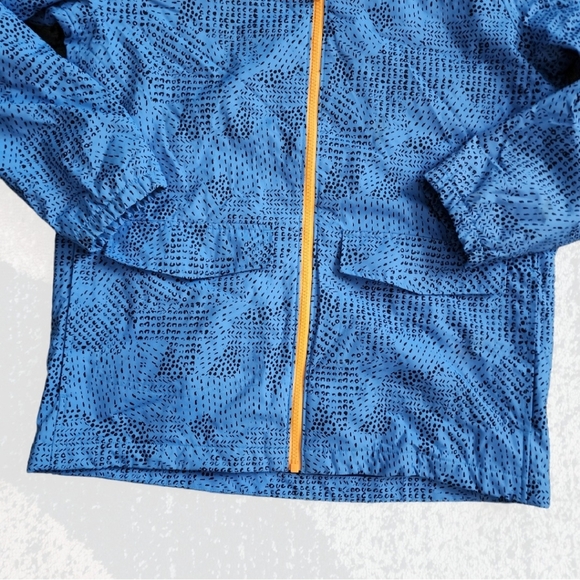 REI Boy’s blue and black coat with lining and front zipper, size 18 (XL) - Picture 3 of 8